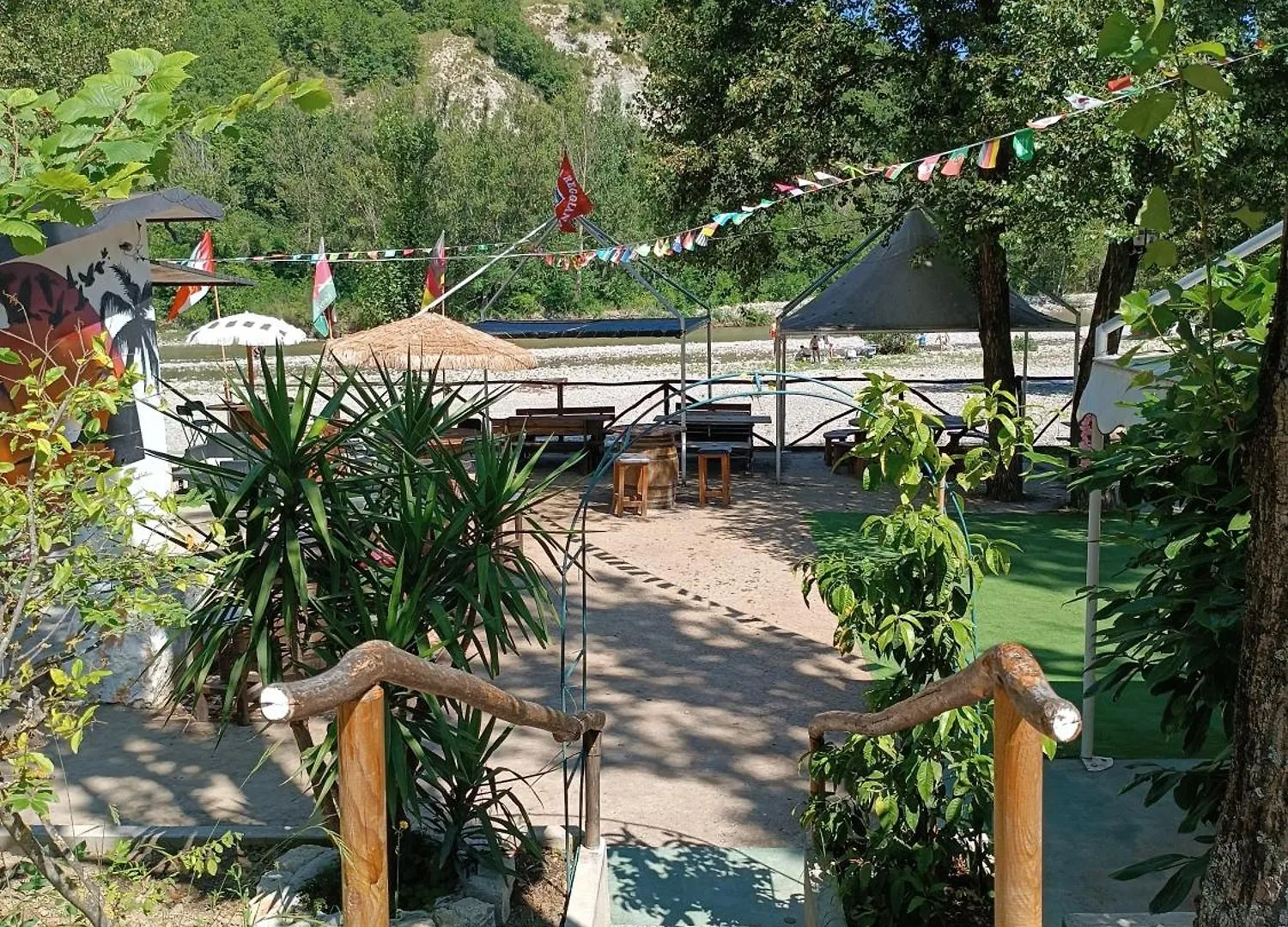 Appartamento Il Nido Di Matilde _Monolocale Design Sul Fiume_ Rossena Italia